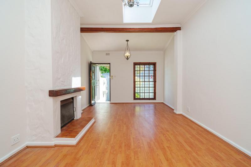 2 Bedroom Property for Sale in Kenilworth Western Cape